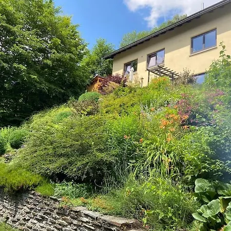 度假居 Hundeparadies Waldblick Lauenstein *