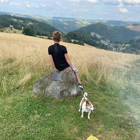 度假居 Hundeparadies Waldblick Lauenstein